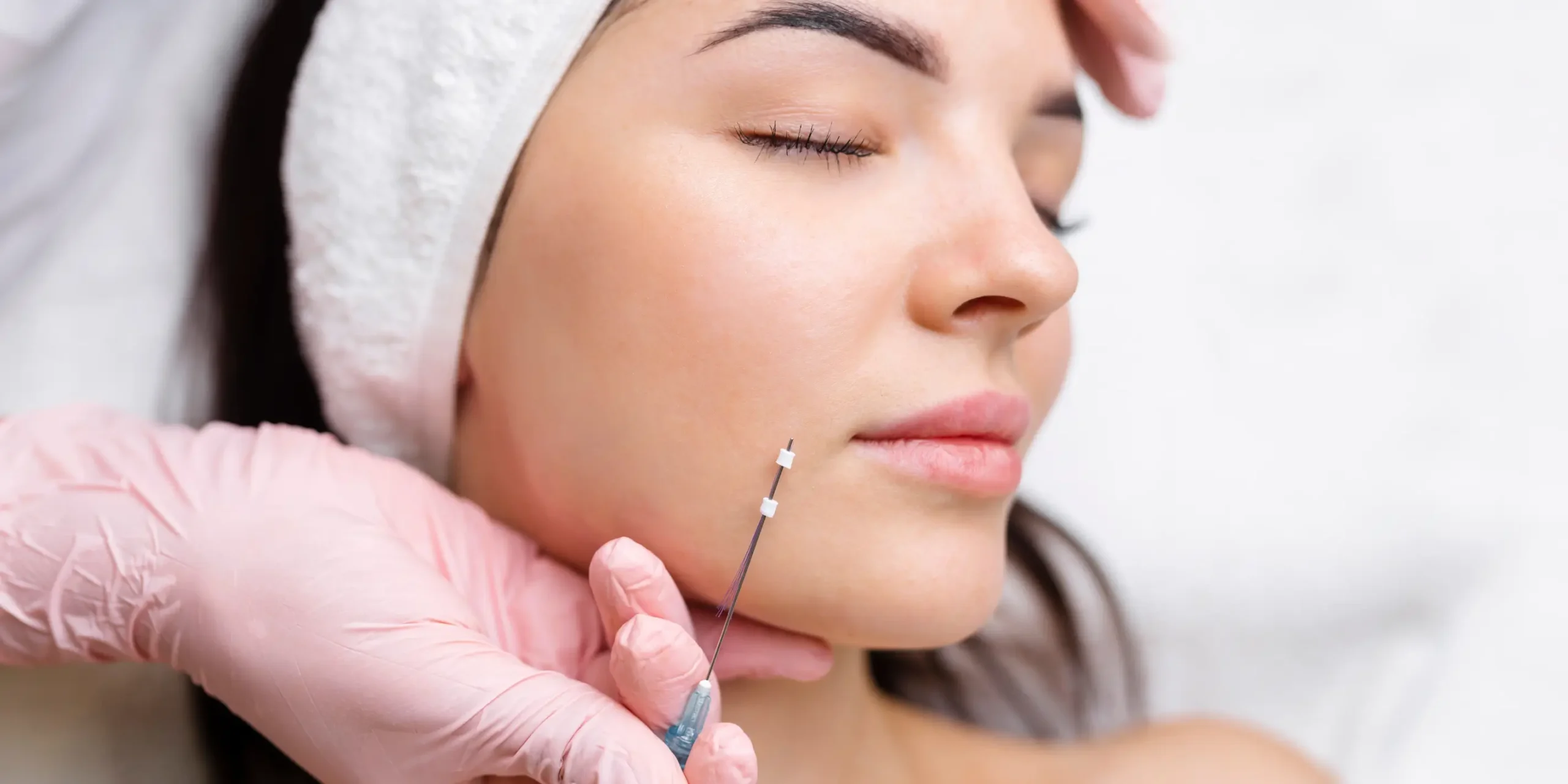 Facial rejuvenation treatment improving skin texture
